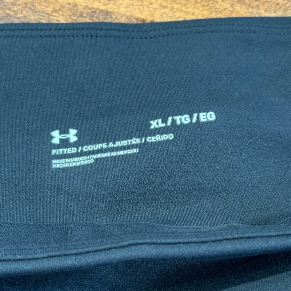 Women’s Under Armour Black Leggings - Picture 5 of 8